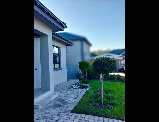 3 BEDROOM CLUSTER FOR SALE IN TERGNIET